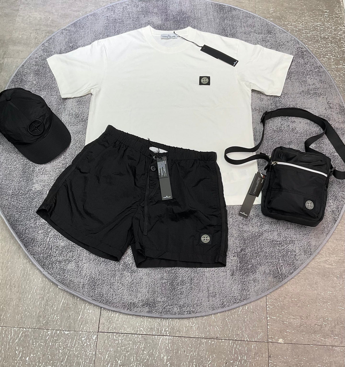 Outfit STONE ISLAND🧢👜