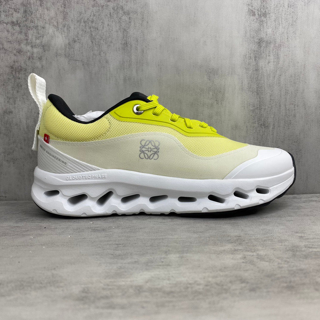 On Cloud X Loewe