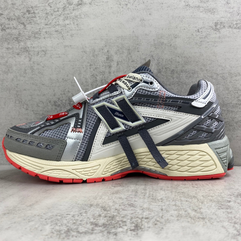 New Balance 1906A