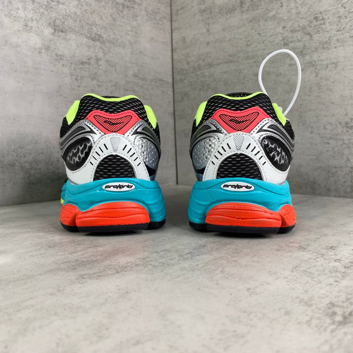 Saucony Omni 9