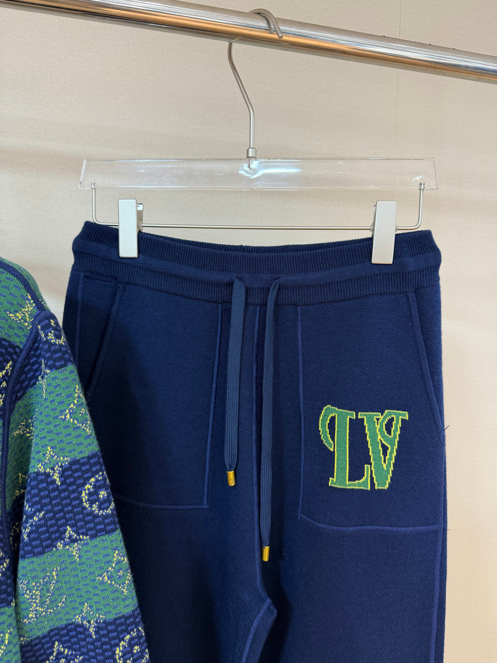 Outfit LV