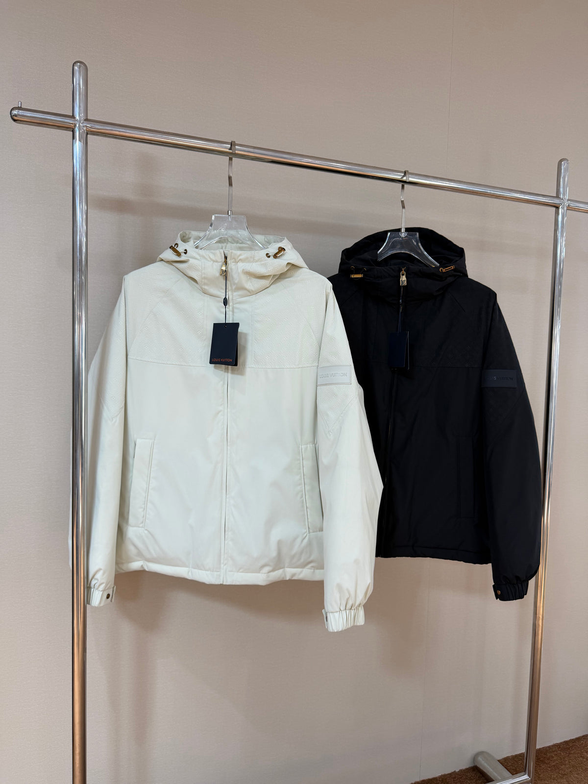 Veste LV