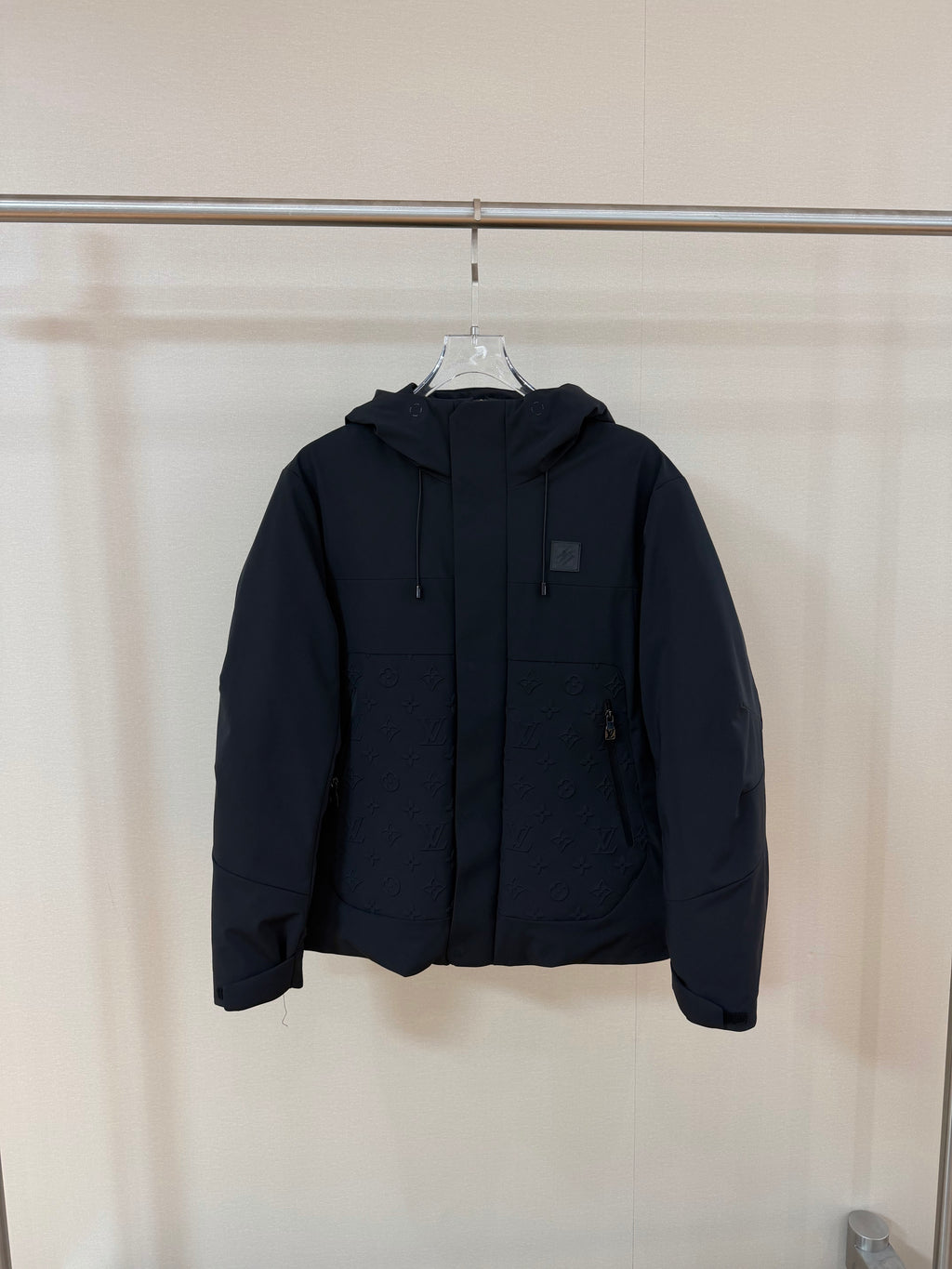 Veste LV